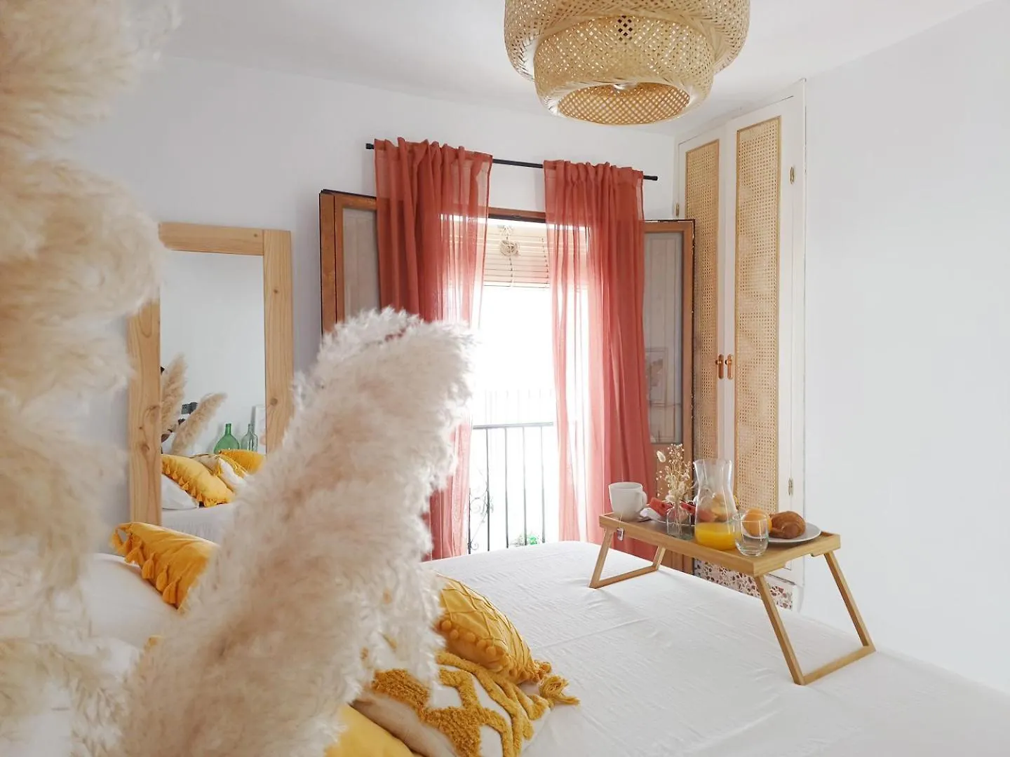Holiday home Las Pizarrillas: Tu Hogar En Este Blanco Pueblo Frigiliana Spain